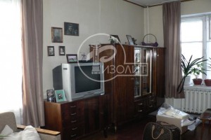 Продам Комната в 3-комнатной квартире Москва, ул. Черняховского, д.17к1